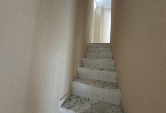 Resale - Terraced house - La Marina