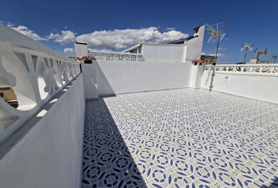 Resale - Terraced house - La Marina