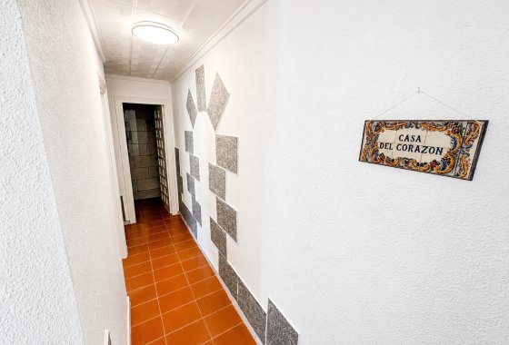 Resale - Terraced house - La Marina