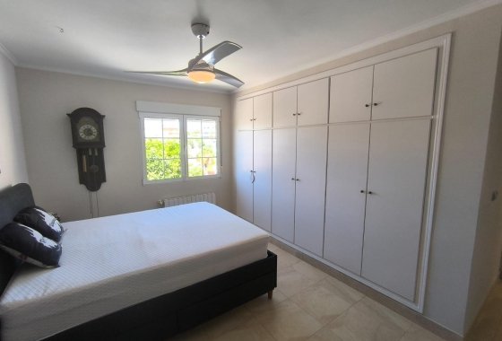 Resale - Detached Villa - La Escuera - La Marina