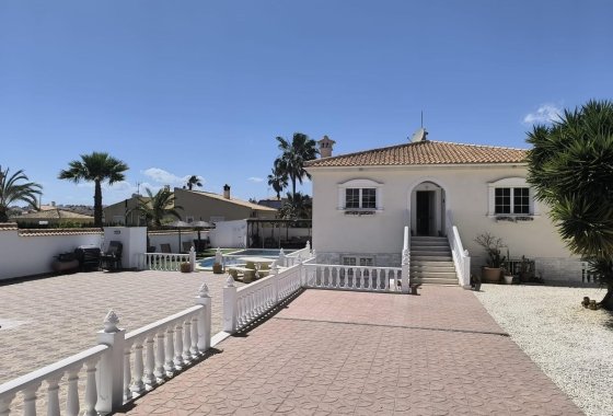 Resale - Detached Villa - La Escuera - La Marina