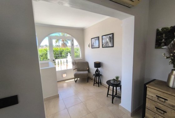 Resale - Detached Villa - La Escuera - La Marina