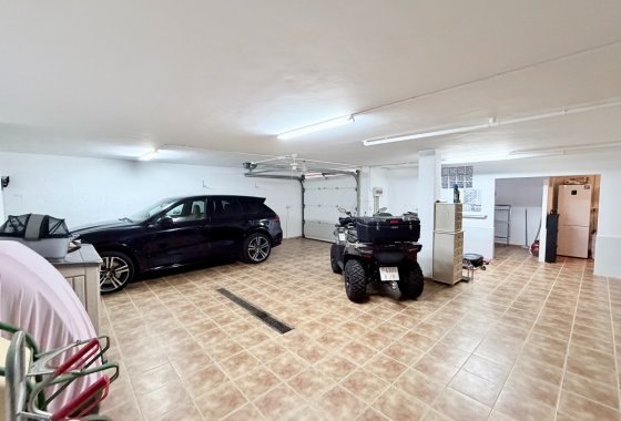 Resale - Detached Villa - La Marina