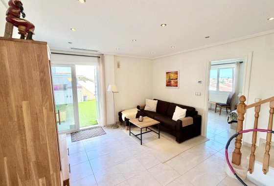 Resale - Detached Villa - La Marina