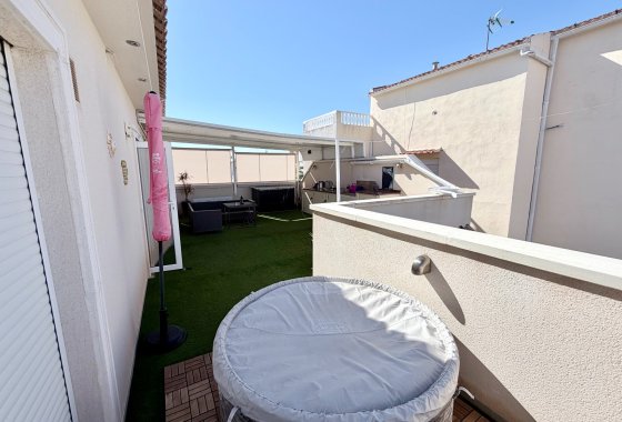 Resale - Detached Villa - La Marina