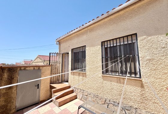 Resale - Terraced house - La Marina
