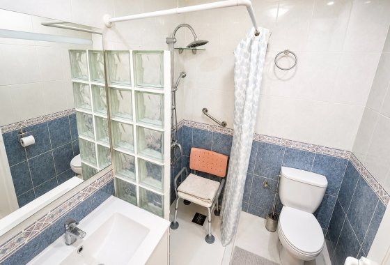 Resale - Terraced house - La Marina