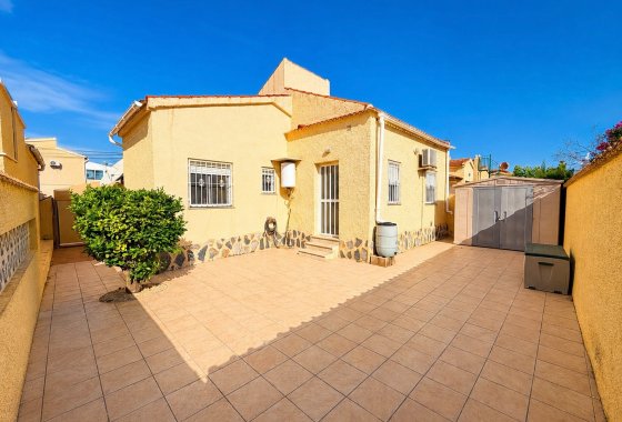 Resale - Detached Villa - La Marina