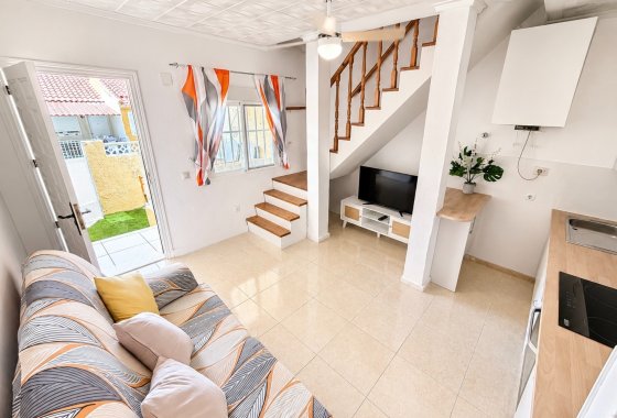Resale - Terraced house - La Marina