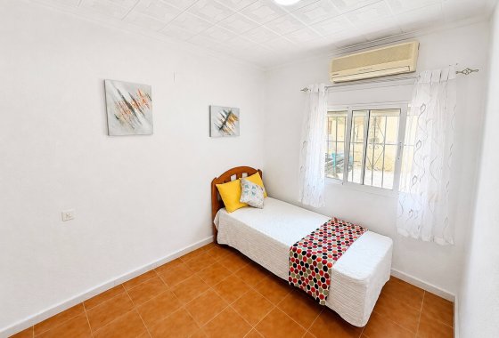 Resale - Terraced house - La Marina