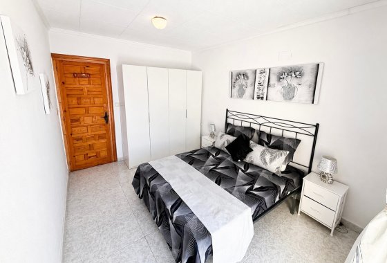 Resale - Terraced house - La Marina
