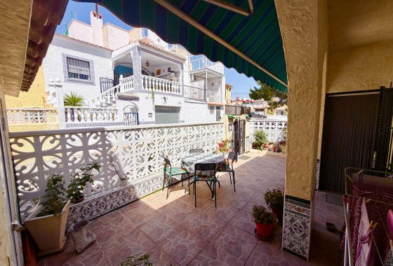 Resale - Terraced house - La Marina