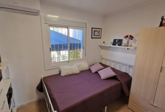 Resale - Detached Villa - La Marina