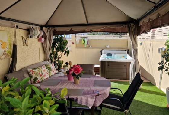 Resale - Detached Villa - La Marina