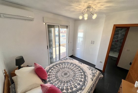 Reventa - Casa adosada - La Marina