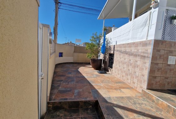 Resale - Detached Villa - La Marina