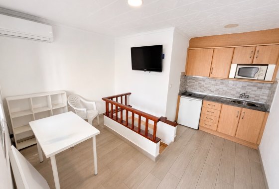Resale - Terraced house - La Marina