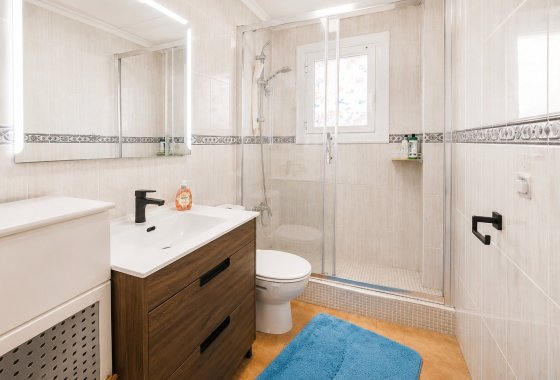 Resale - Detached Villa - La Marina