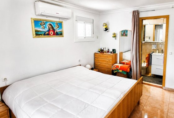 Resale - Detached Villa - La Marina
