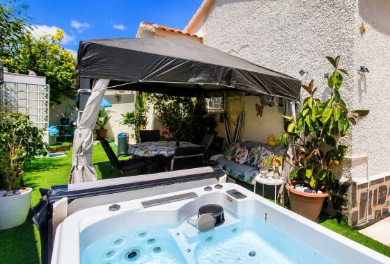 Resale - Detached Villa - La Marina