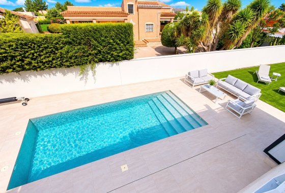 Resale - Detached Villa - La Marina