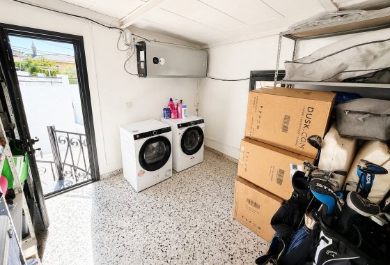 Resale - Detached Villa - La Marina