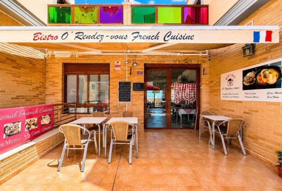 Resale - commercial property - La Marina