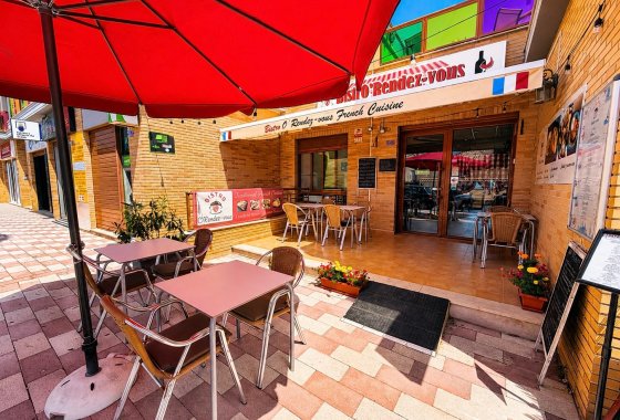 Resale - commercial property - La Marina
