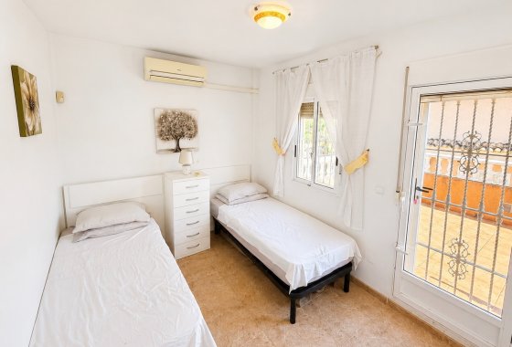 Resale - Detached Villa - La Marina