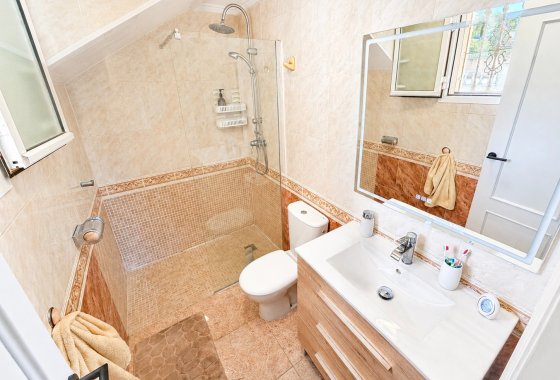 Resale - Detached Villa - La Marina