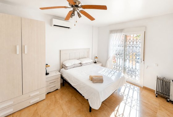 Resale - Detached Villa - La Marina