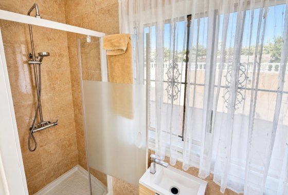 Resale - Detached Villa - La Marina