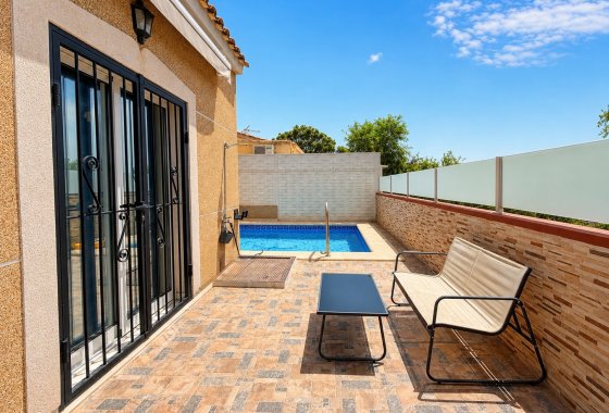 Resale - Detached Villa - La Marina