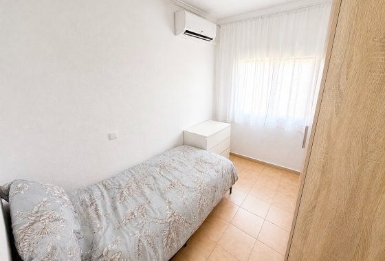 Resale - Detached Villa - La Marina