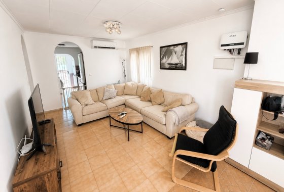 Resale - Detached Villa - La Marina