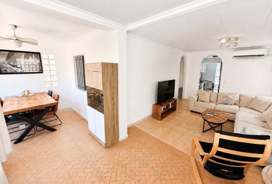 Resale - Detached Villa - La Marina
