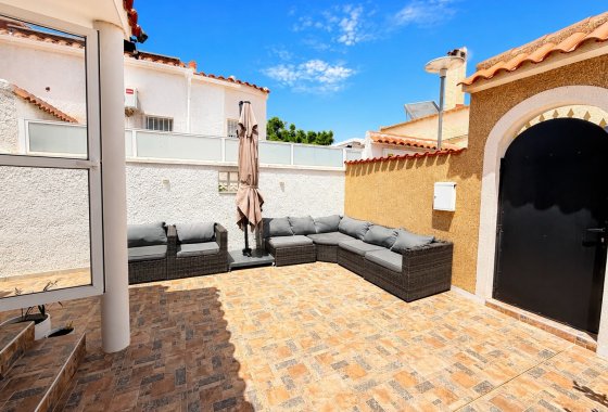 Resale - Detached Villa - La Marina