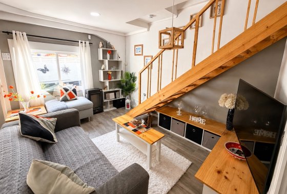 Resale - Terraced house - La Marina
