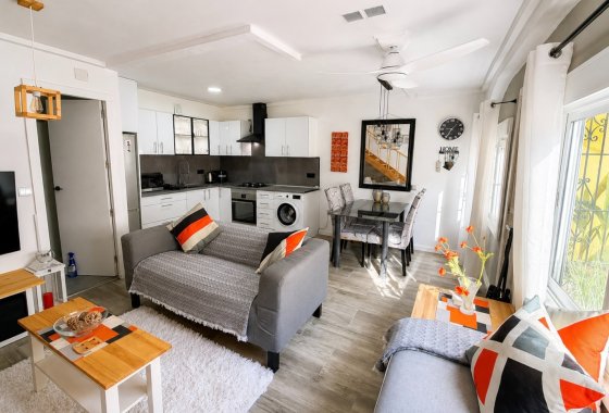 Resale - Terraced house - La Marina