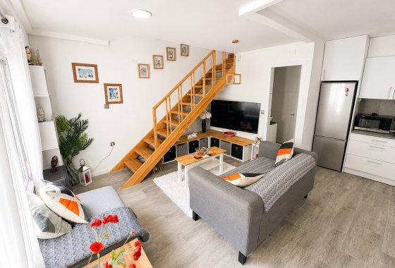 Resale - Terraced house - La Marina