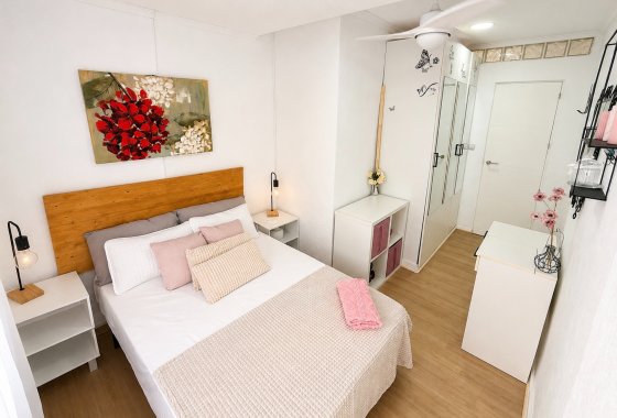 Resale - Terraced house - La Marina