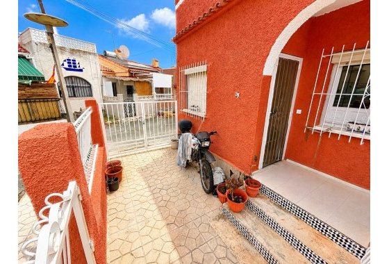 Resale - Terraced house - La Marina