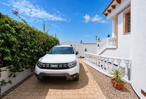 Resale - Detached Villa - La Marina