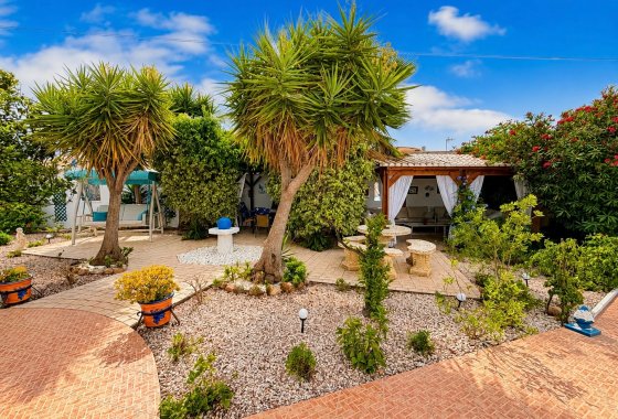 Resale - Detached Villa - La Marina