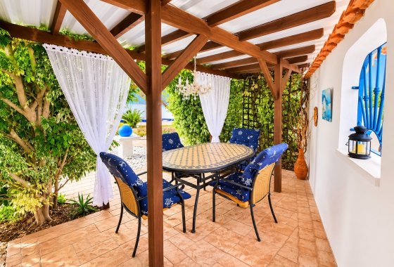 Resale - Detached Villa - La Marina
