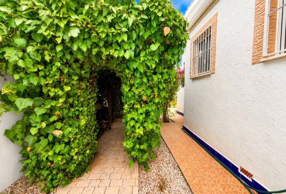 Resale - Detached Villa - La Marina