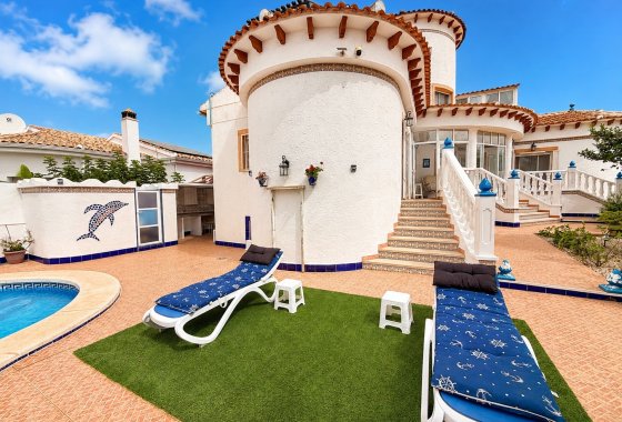 Resale - Detached Villa - La Marina