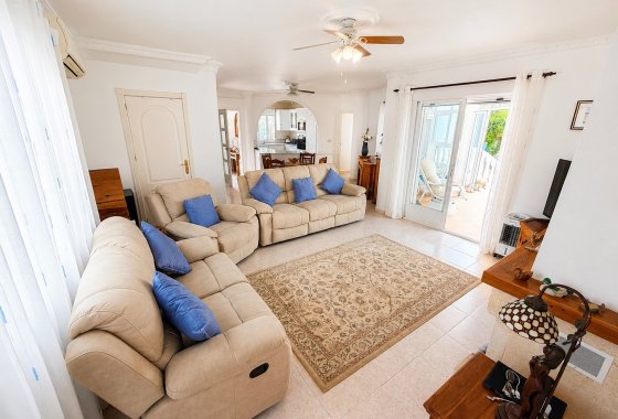 Resale - Detached Villa - La Marina