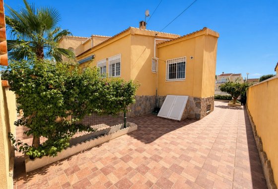 Resale - Detached Villa - La Marina