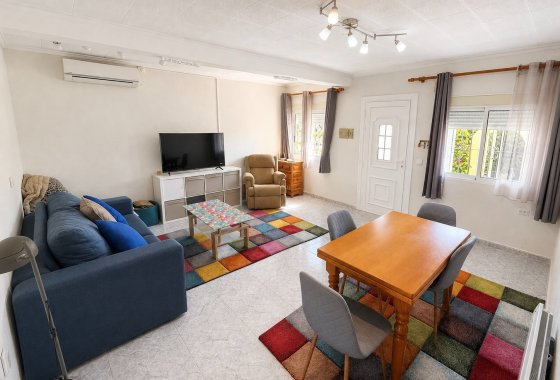 Resale - Detached Villa - La Marina